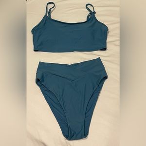 blue aerie swim suit! size large top and medium bottom. fits slightly big.